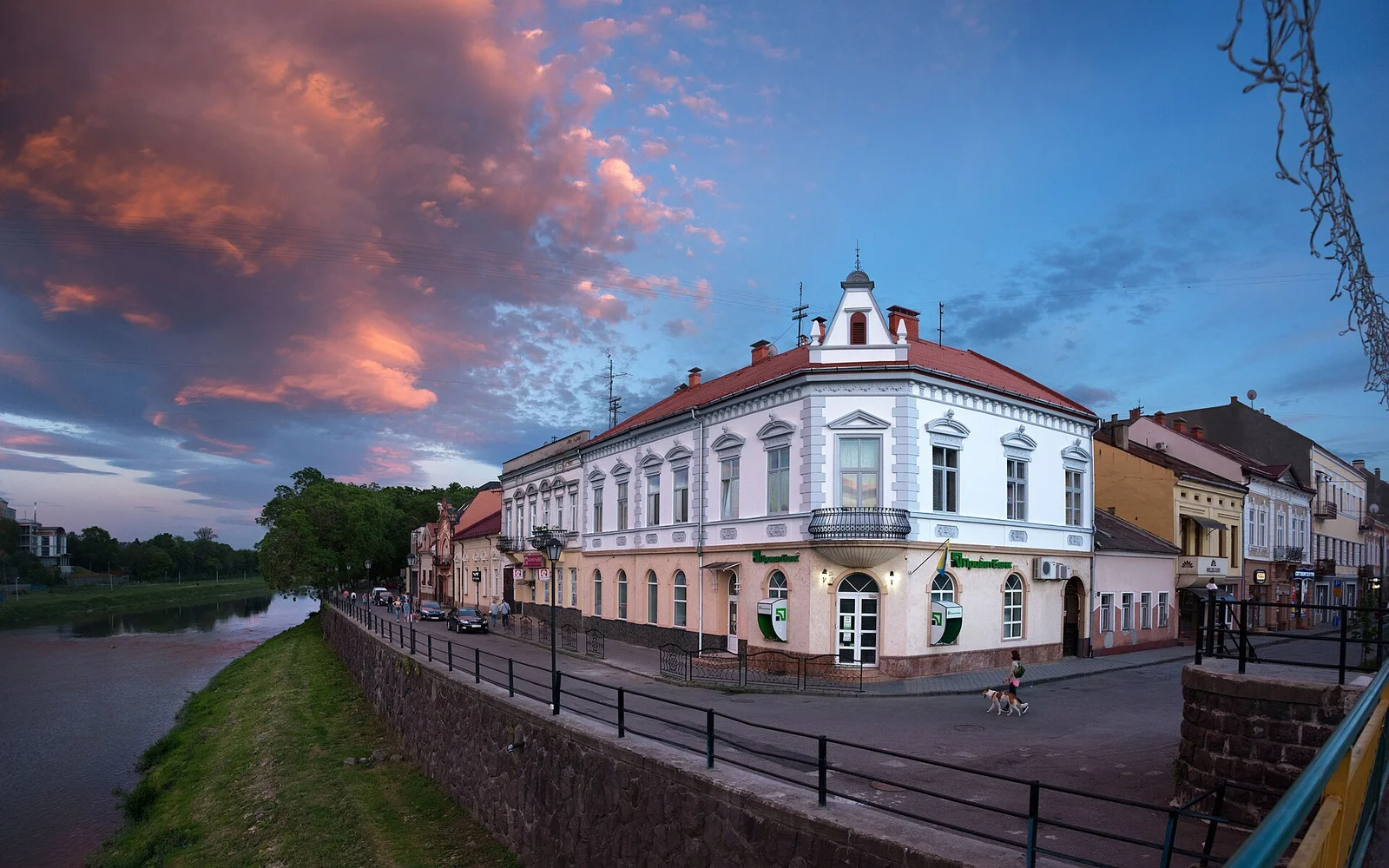 Námestie Koreatskoho (historické centrum)